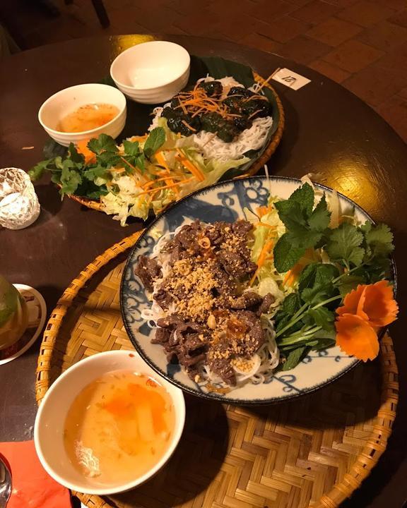 LỐI XƯA - vietnamesische Restaurant